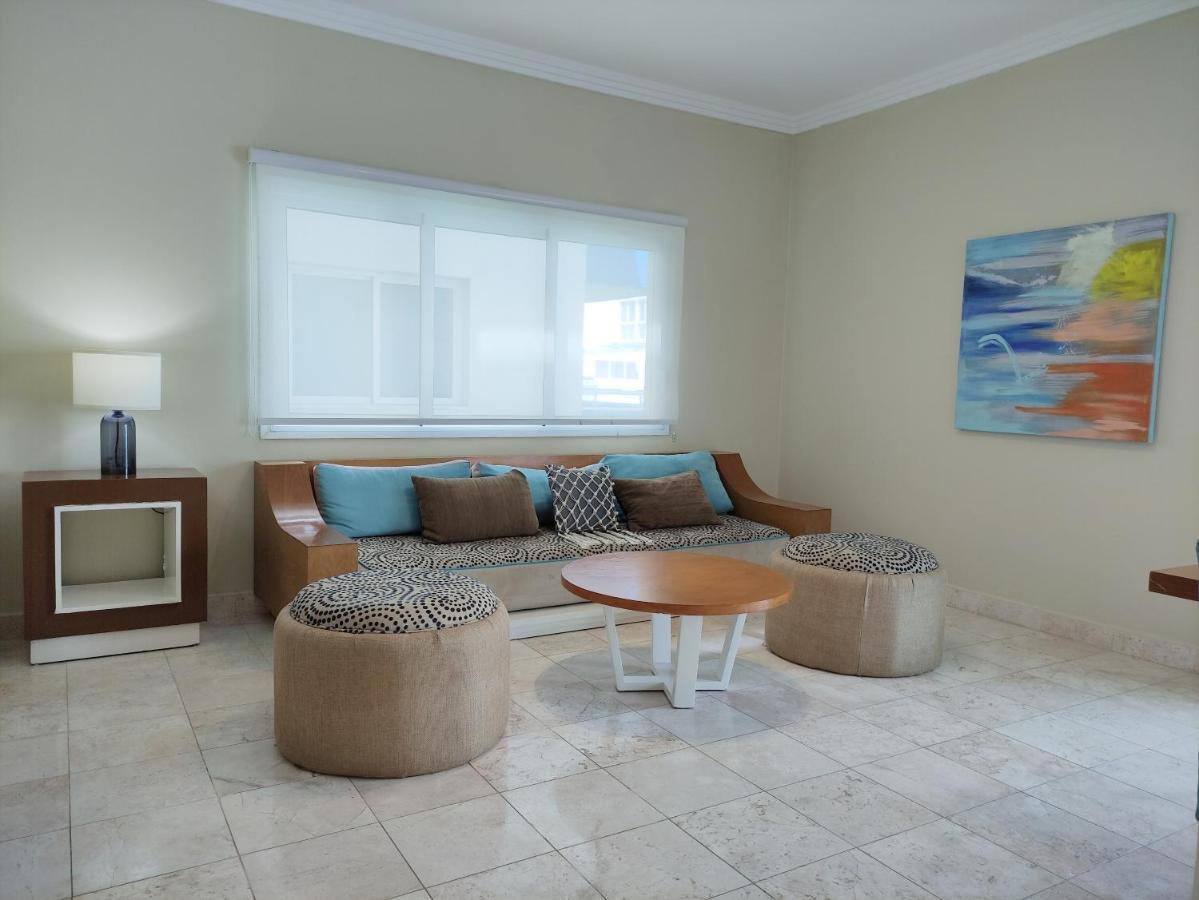 Chic Beachfront Apartment - Private Beach Access Πούντα Κάνα Εξωτερικό φωτογραφία